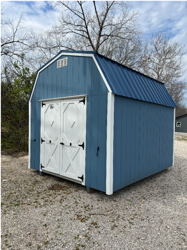 **REPO** Lofted Barn -Classic 10x12 (At Arnold Store) (New is $6167.00)
